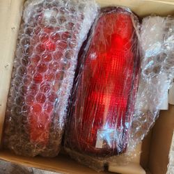 88 To 98 Chevy/Gmc Tail Lights