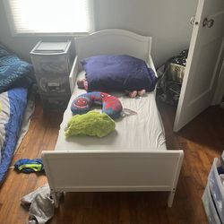 Toddler Bed 