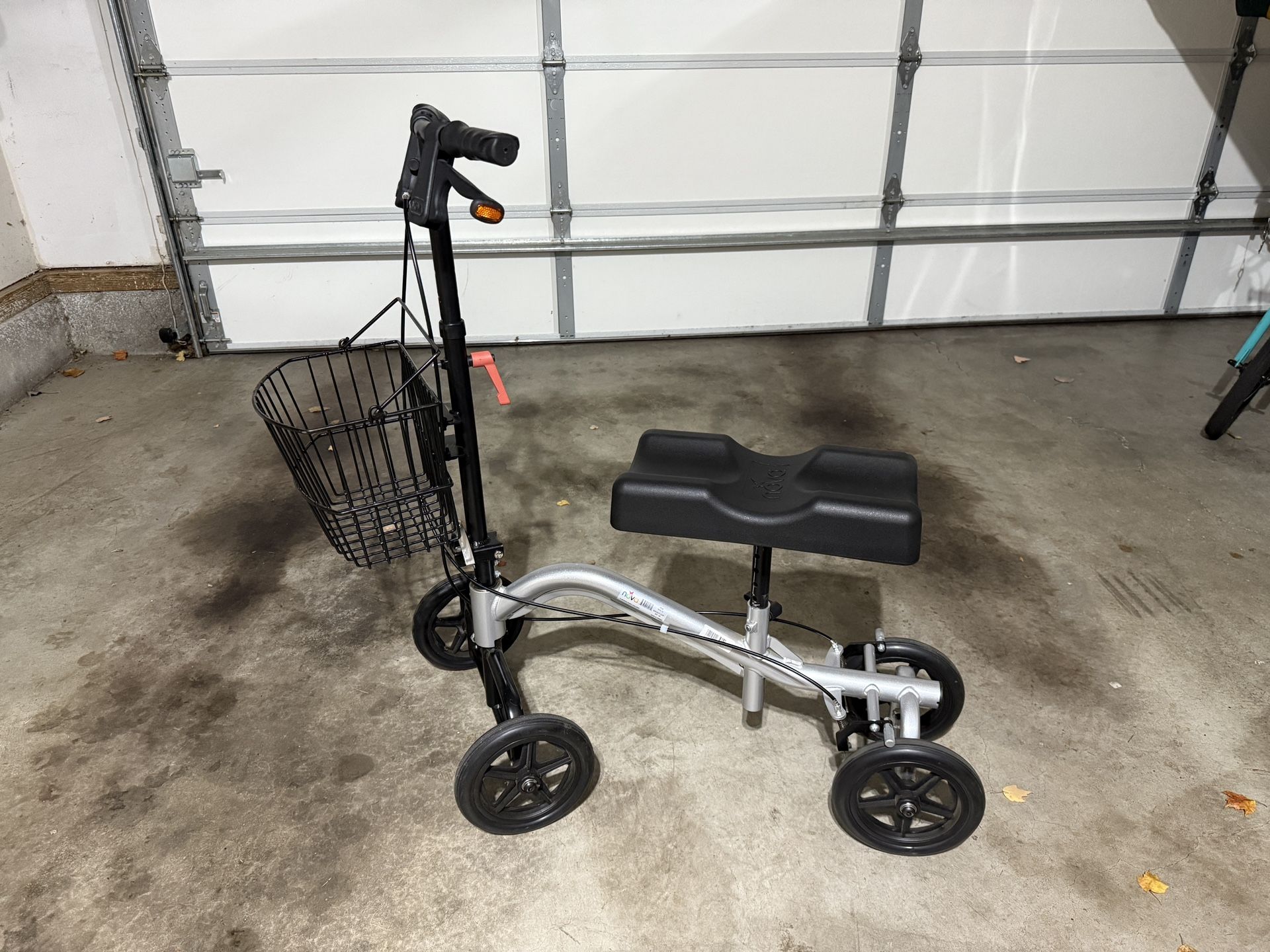 Nova Knee Scooter