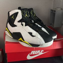 Jordan True Flight 