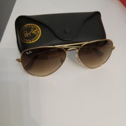 Ray-Ban Aviator Sunglasses New