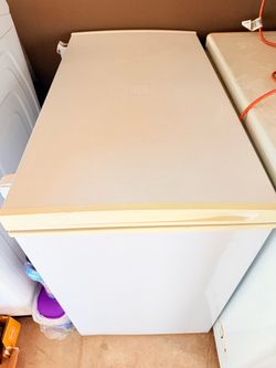 Thomson 7.0 cu deep chest freezer
