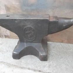 Vulcan 150 Lb Anvil Classic Blacksmith Tool Vintage Tools