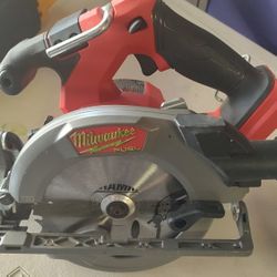 Milwaukee 6 1/2in  Brushless Circular Saw (Fuel)