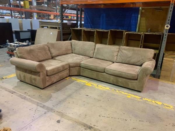 8x10. POTTERY BARN SECTIONAL