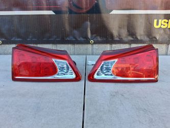 2009 2010 2011 2012 2013 LEXUS IS IS250 IS300 IS350 INNER TRUNK TAIL LIGHTS LEFT AND RIGHT SIDE ORIGINAL USED