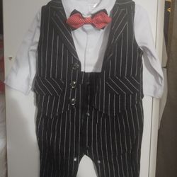 Boys 2pc Black/White Suit 