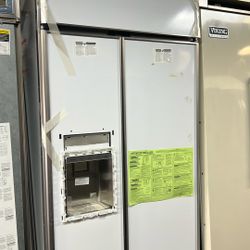 NEW OPEN BOX GE MONOGRAM 36”WIDE PANEL READY 