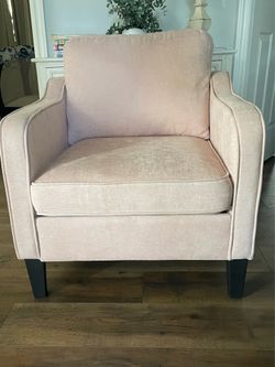 Pink accent chair
