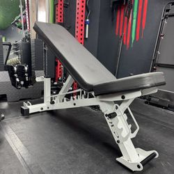 Weight Bench
