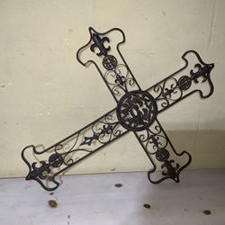 Metal Cross Design 