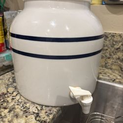 Water Basin Dispenser Ceramic Perfect Condition