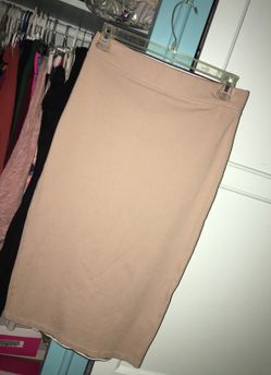 Nude skirt