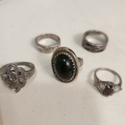 5 Costume Jewelry Rings, Sizes 5-7