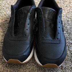 Men’s New Balance sneakers