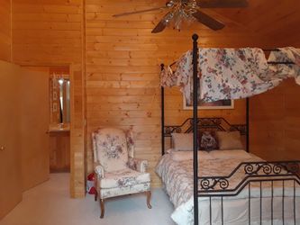 Queen bed