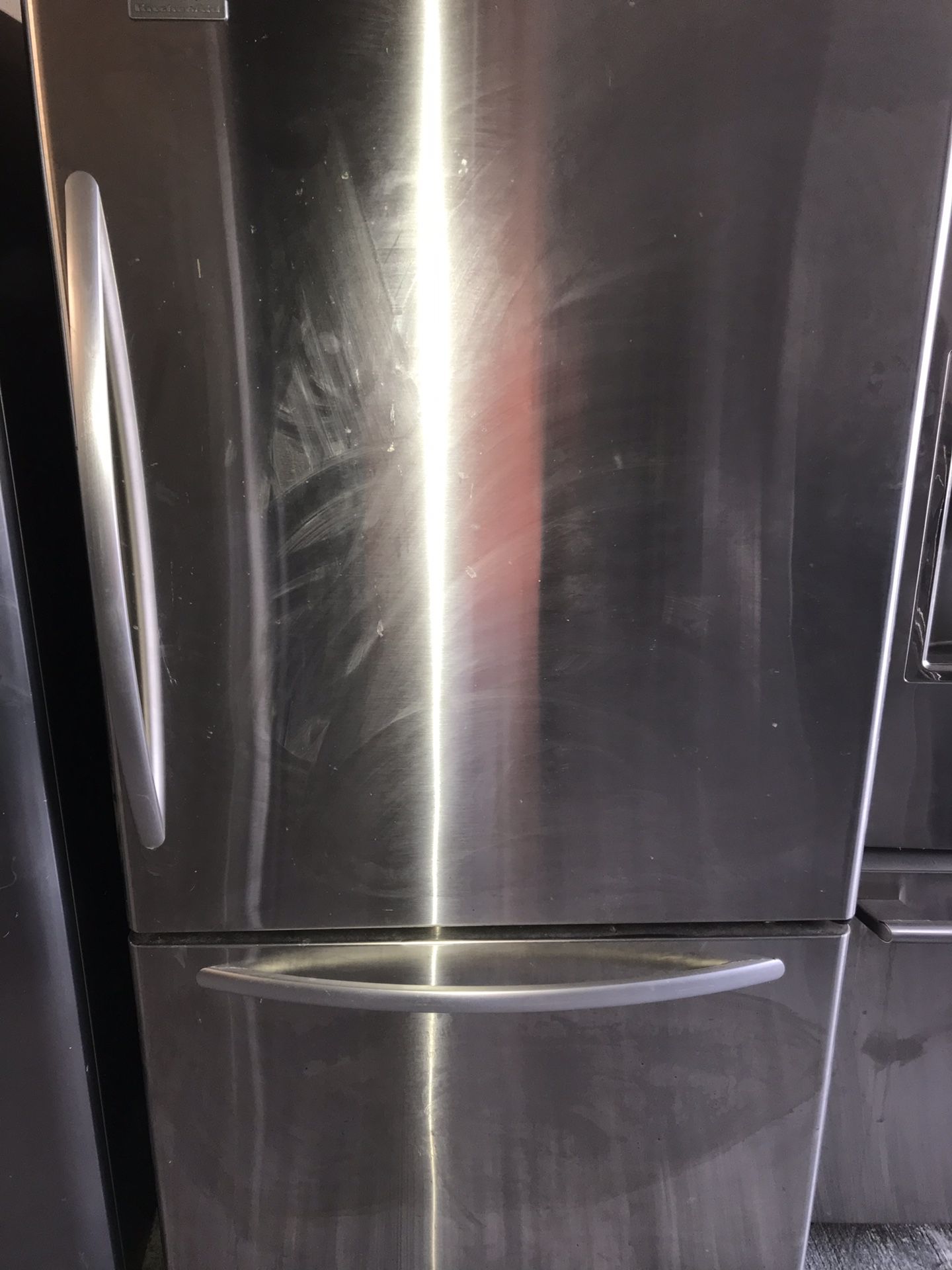 KitchenAid 20.86-cu ft Bottom-Freezer Refrigerator with Ice Maker (Stainless Steel) ENERGY STAR