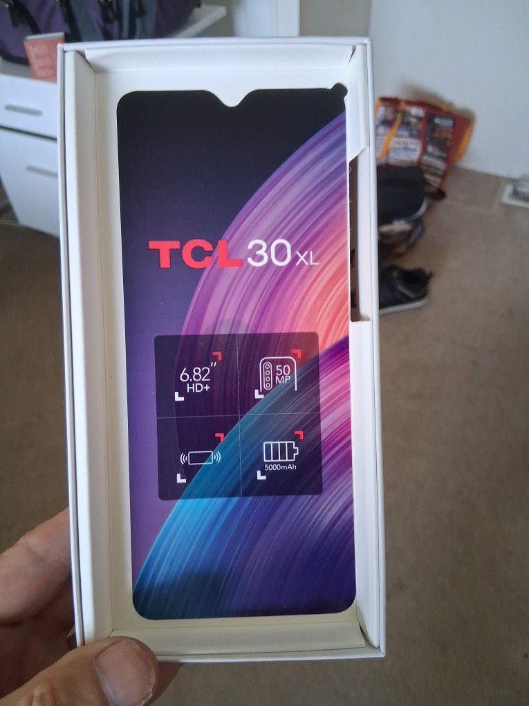 TCL 30XL 