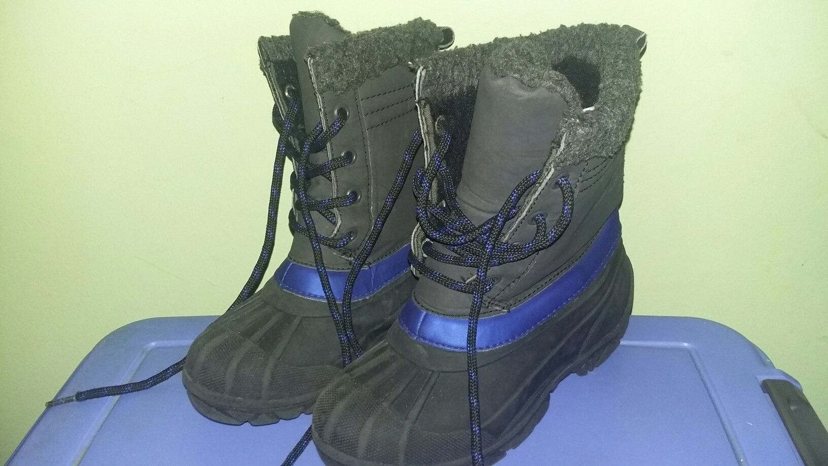 Gymboree Snow Boots, children's size 12