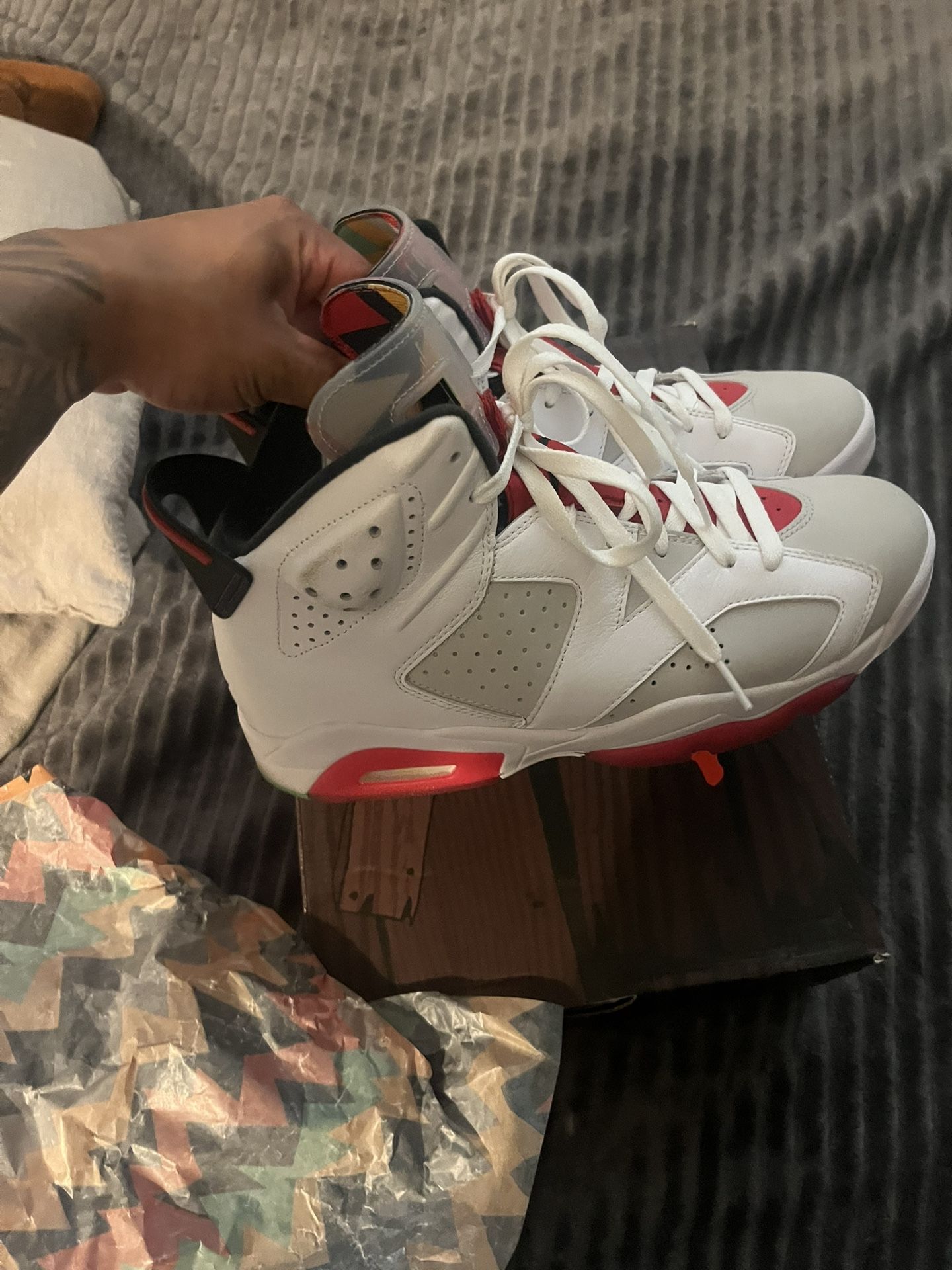 Jordan Retro 6 Hares