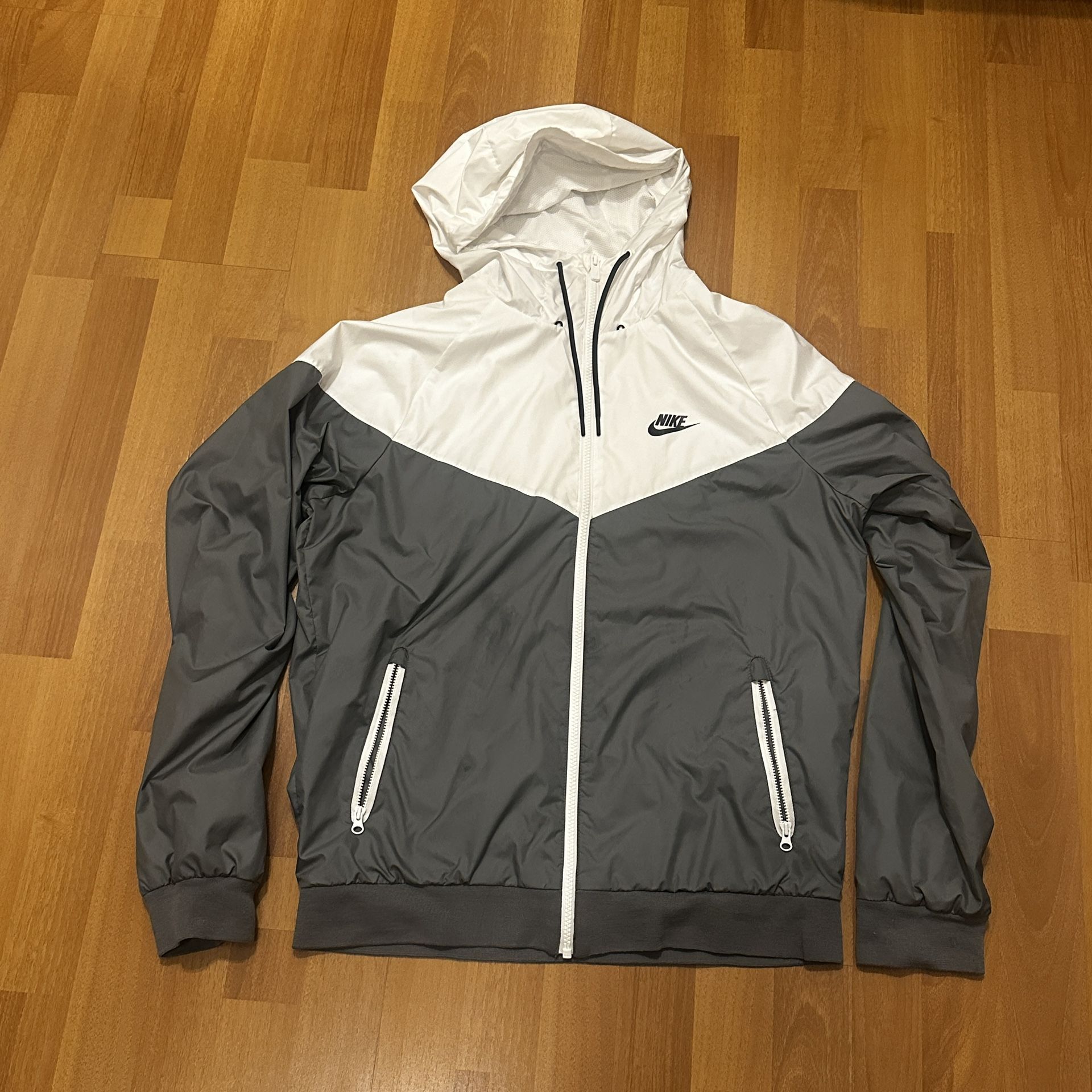 Nike Tech Windbreaker