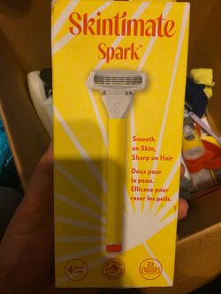 Skintimate Spark 4-Blade Razor