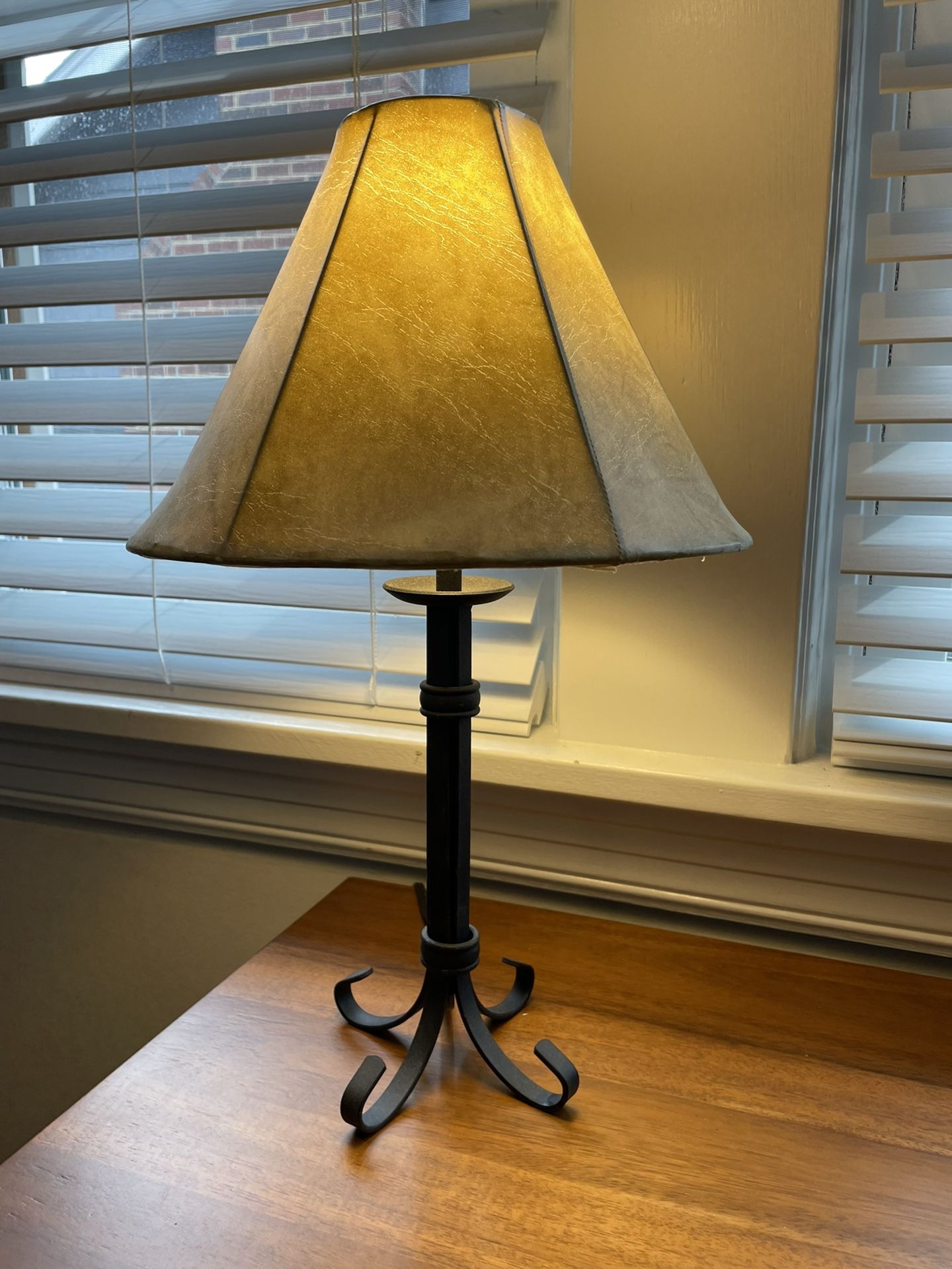 DeskLamp