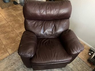 La-Z-Boy leather recliners -2
