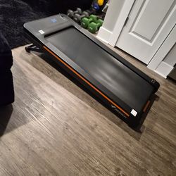 NovaWalk W50 TrekPad with 12% auto incline