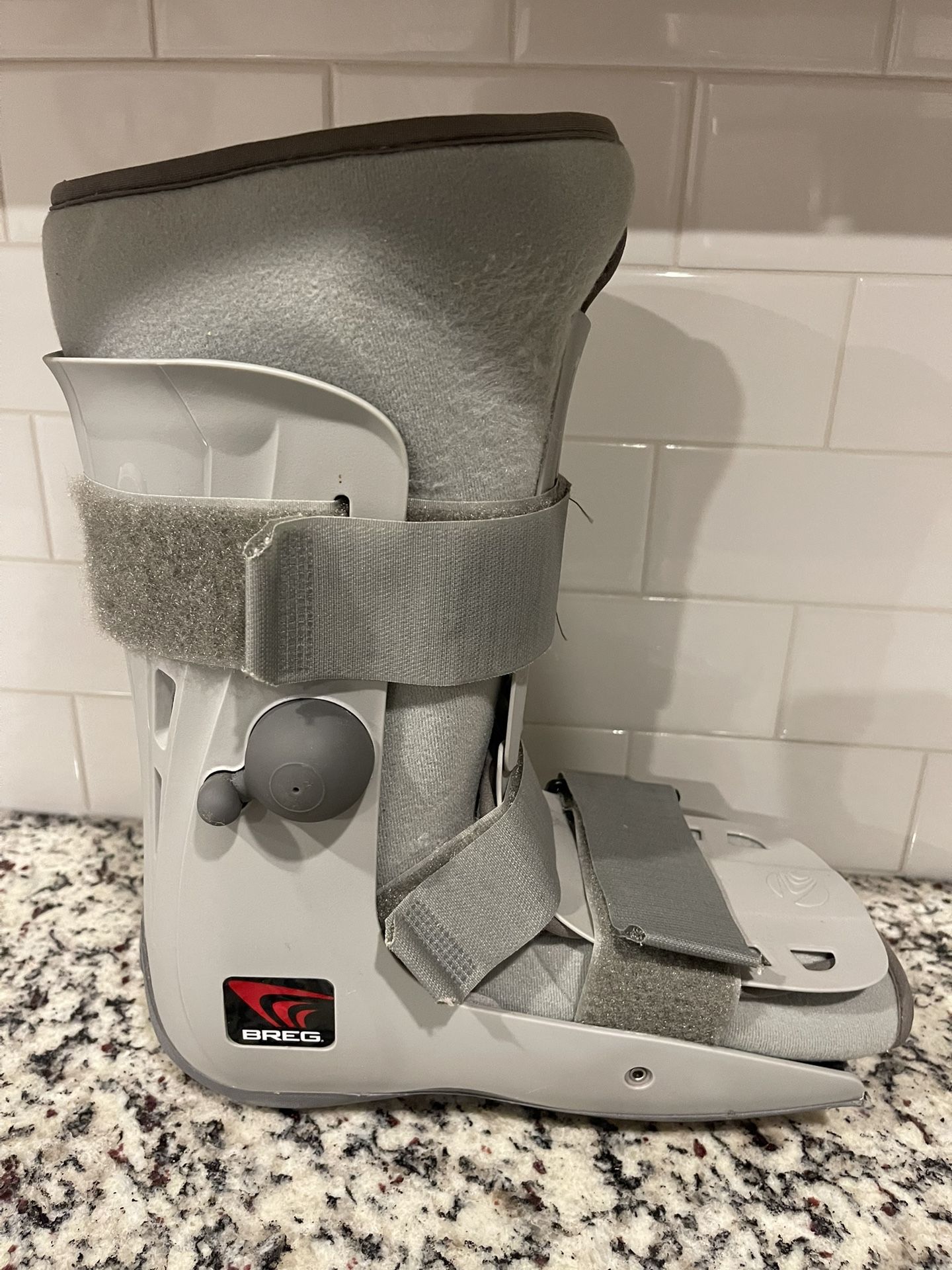 Walker Boot -Genesis, Medium , Full She’ll 3 Strap