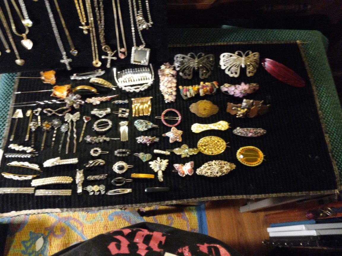 Hat & Hair Pins/Clips