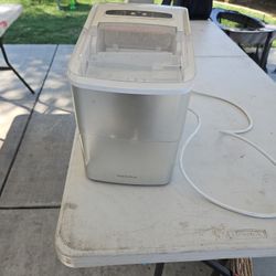 Portable Ice Maker