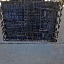 Dog crate 