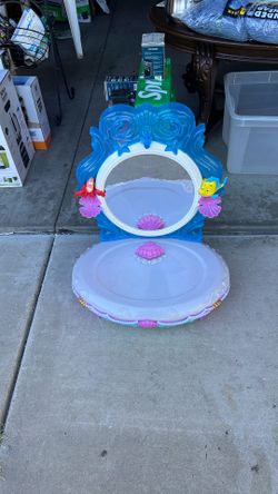 Kid’s Toy Mirror