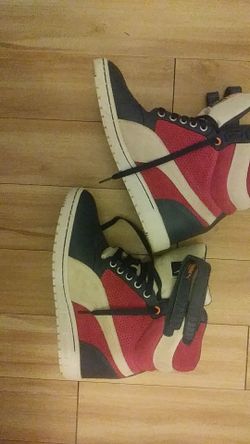 Size 10 puma (women)