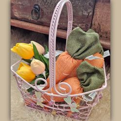 Cute Wire Easter Basket With Tulips and Carrots 🐰🌷🥕
