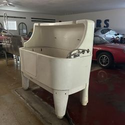 Plastic Dog Wash Tub