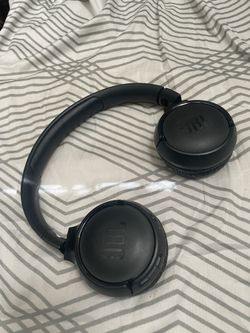 JBL headphones 