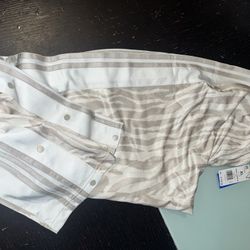 Adidas men’s animal adobreak xl pants brand new. Tag retails for 100$ I’ll Take 40$