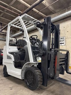 UNICARRIER forklift for sale ,4500 lb , side shift, fork positioner