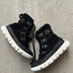 SOREL EXPLORER II JOAN COZY WATERPROOF SUEDE BOOT kids size 3