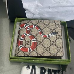 Gucci Wallet 
