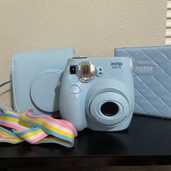 Polaroid Instax 7s Camera Bundle 