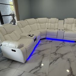 BRAND NEW POWER RECLINING SECTIONAL SOFA WTH SPEAKERS, LLED LIGHTS , USB PORTS , CUPHOLDERS AND ARM STORAGE