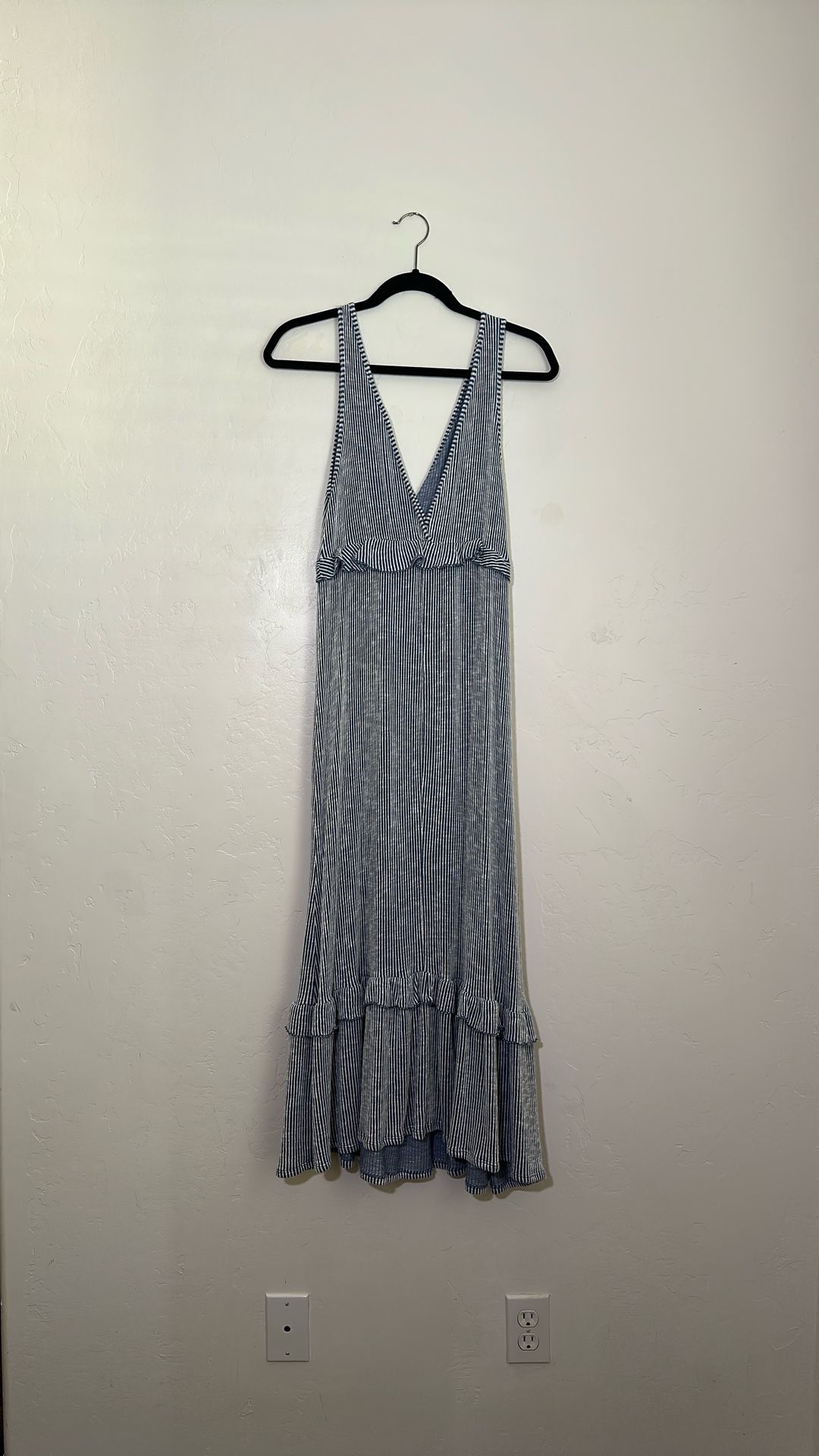 Into The Wind Dress No Size Tag, 8-10 M-L