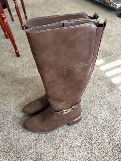 Calvin Klein Daphny Tall Boots – Size 8.5