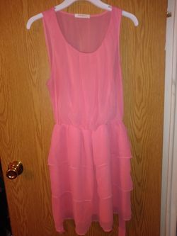 Peach/ pink colored dress