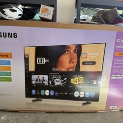 (2) 75” Samsung TVs