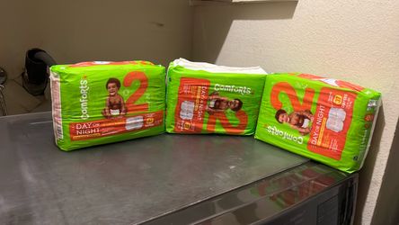 Comforts Size 2 & 3 Diapers Day or Night