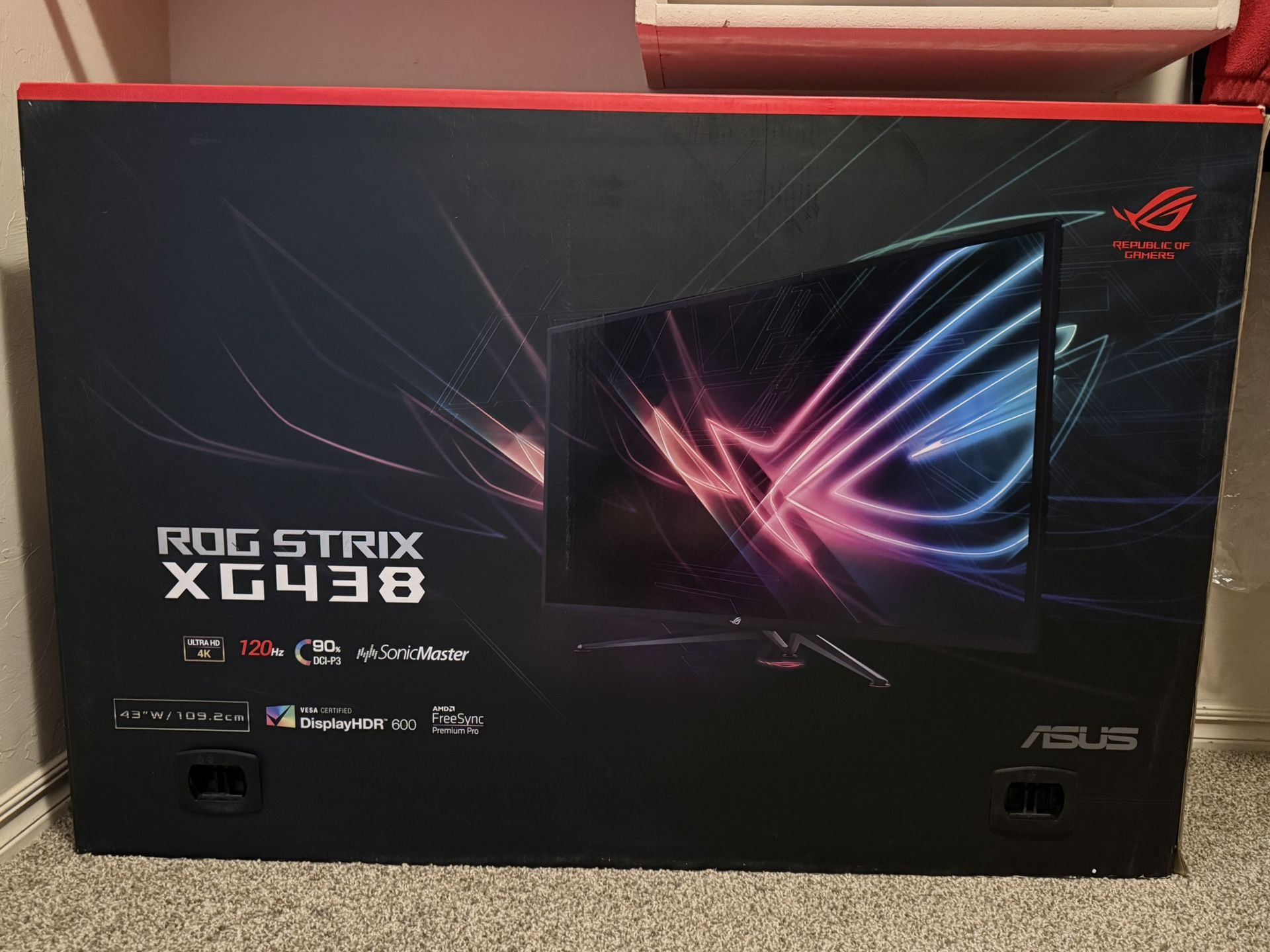 ROG Strix XG438